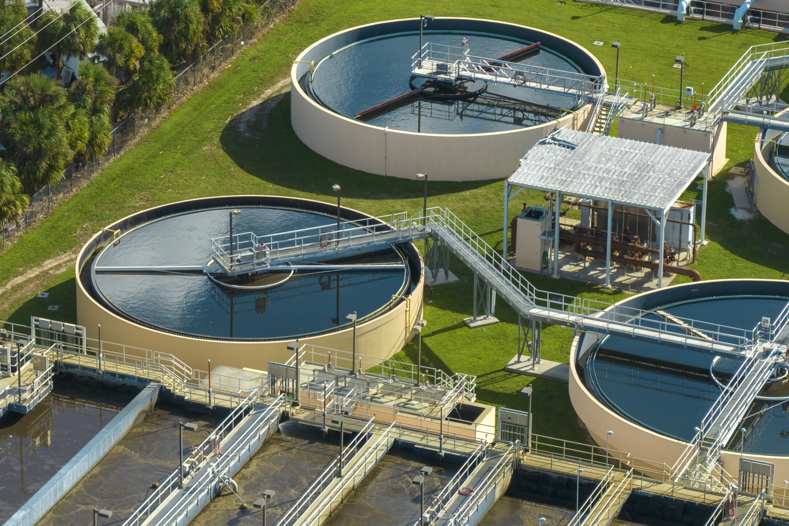 NSF 60-compliant chemical used in large-scale potable water treatment plant